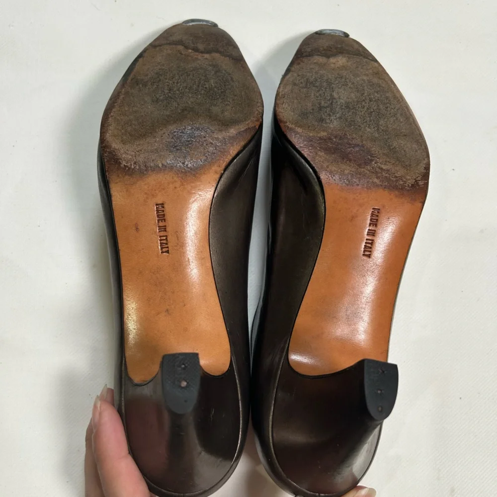 Vintage Salvatore Ferragamo two tone metallic pointed toe heels - Picture 4 of 10